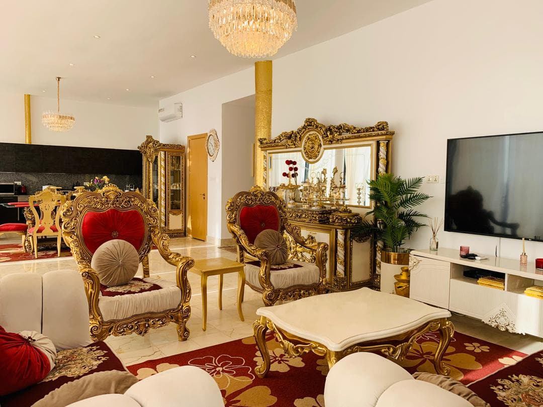 Gallery Image 8