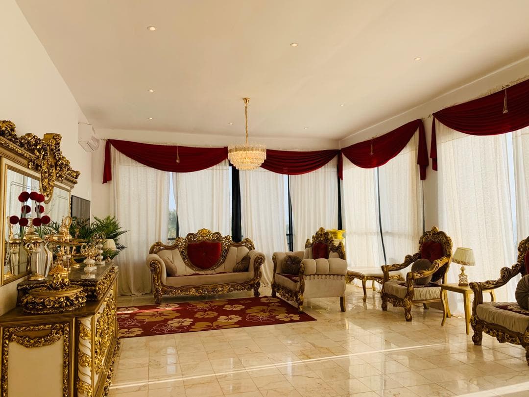 Gallery Image 21